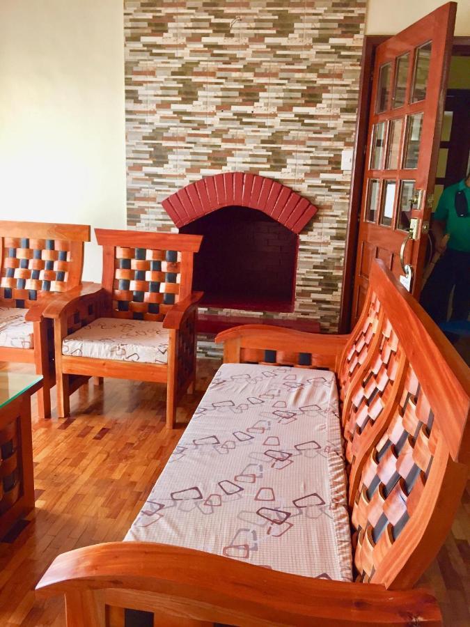 Elliannah Pines Hotel Baguio City Ngoại thất bức ảnh